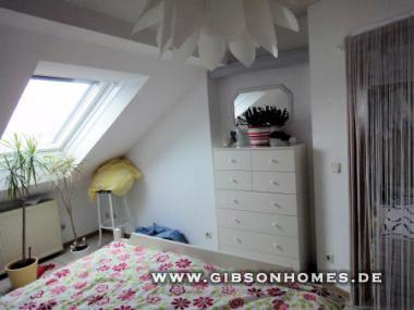 Schlafzimmer - Apartment on one floor in 63263 Neu-Isenburg