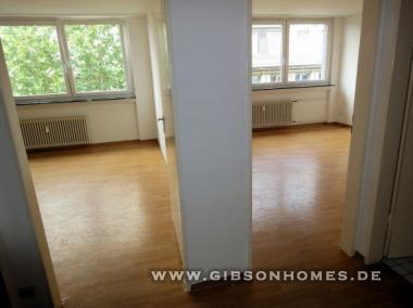Wohn- oder Schlafzimmer - Etagenwohnung in 63065 Offenbach Innenstadt
