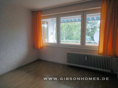 Schlafzimmer - One-level-apartment in 63069 Offenbach Lauterborn