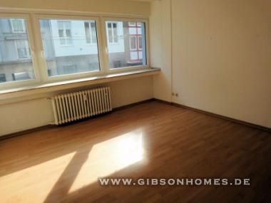 Wohnbereich - One Level Apartment in 40211 Dsseldorf Pempelfort (1)