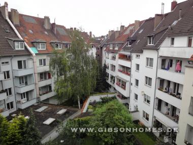 Aussicht Hinterhof - One Level Apartment in 40211 Dsseldorf Pempelfort
