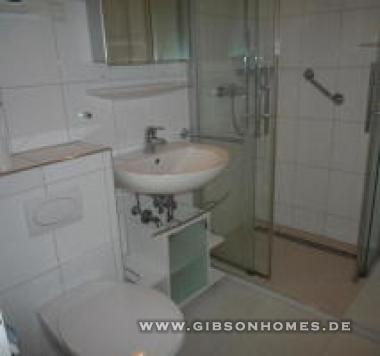 Bad-Beispiel - One-Level-Apartment in 40227 Dsseldorf Bilk