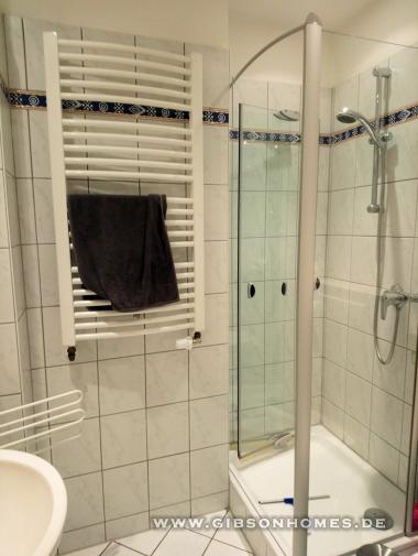 Badezimmer mit Dusche - Etagenwohnung EG in 40239 Dsseldorf Dsseltal