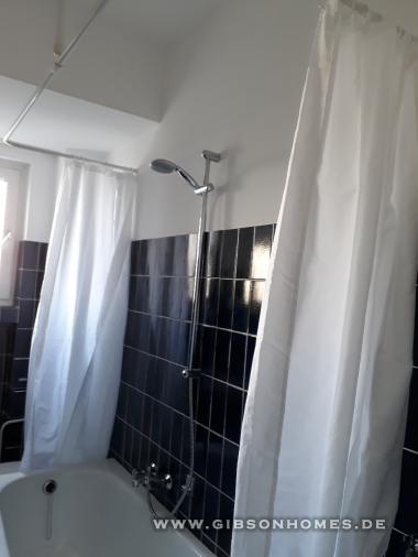 Tageslichtbad m. Wanne - Level-Apartment in 40219 Dsseldorf Unterbilk