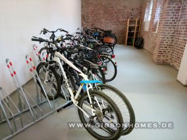 Fahrradbstellraum - Etagenwohnung in 42561 Solingen Zentrum