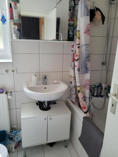 Tageslichtbad Wann+WC - Wohnung in 40235 Dsseldorf Flingern-Sd
