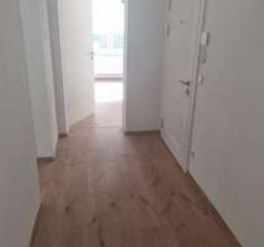 Flur - Etagenwohnung in 47119 Duisburg Laar (3re)