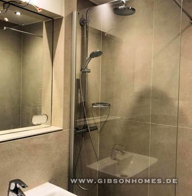Bad mit Dusche - Etagenwohnung 2.OG in 40210 Dsseldorf Innenstadt