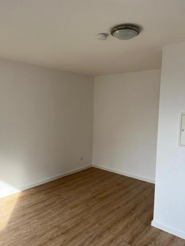 Wohnraum zur Kchennische - One-Level-Apartment in 40227 Dsseldorf Bilk